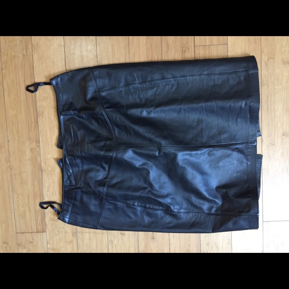 Black Leather Skirt sz16